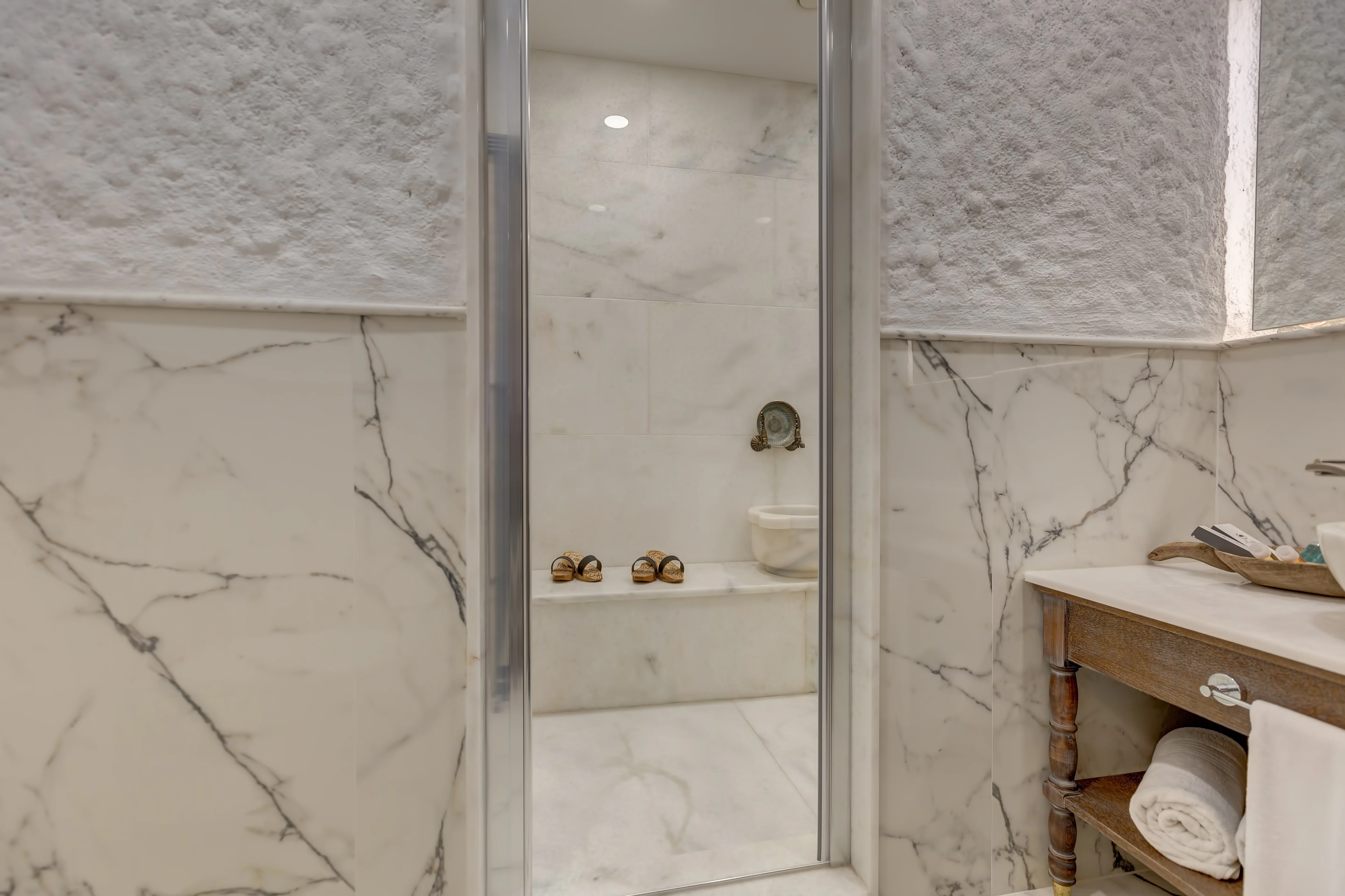 Türk Hamamlı ve Havuz Manzaralı Superior Oda gallery 6